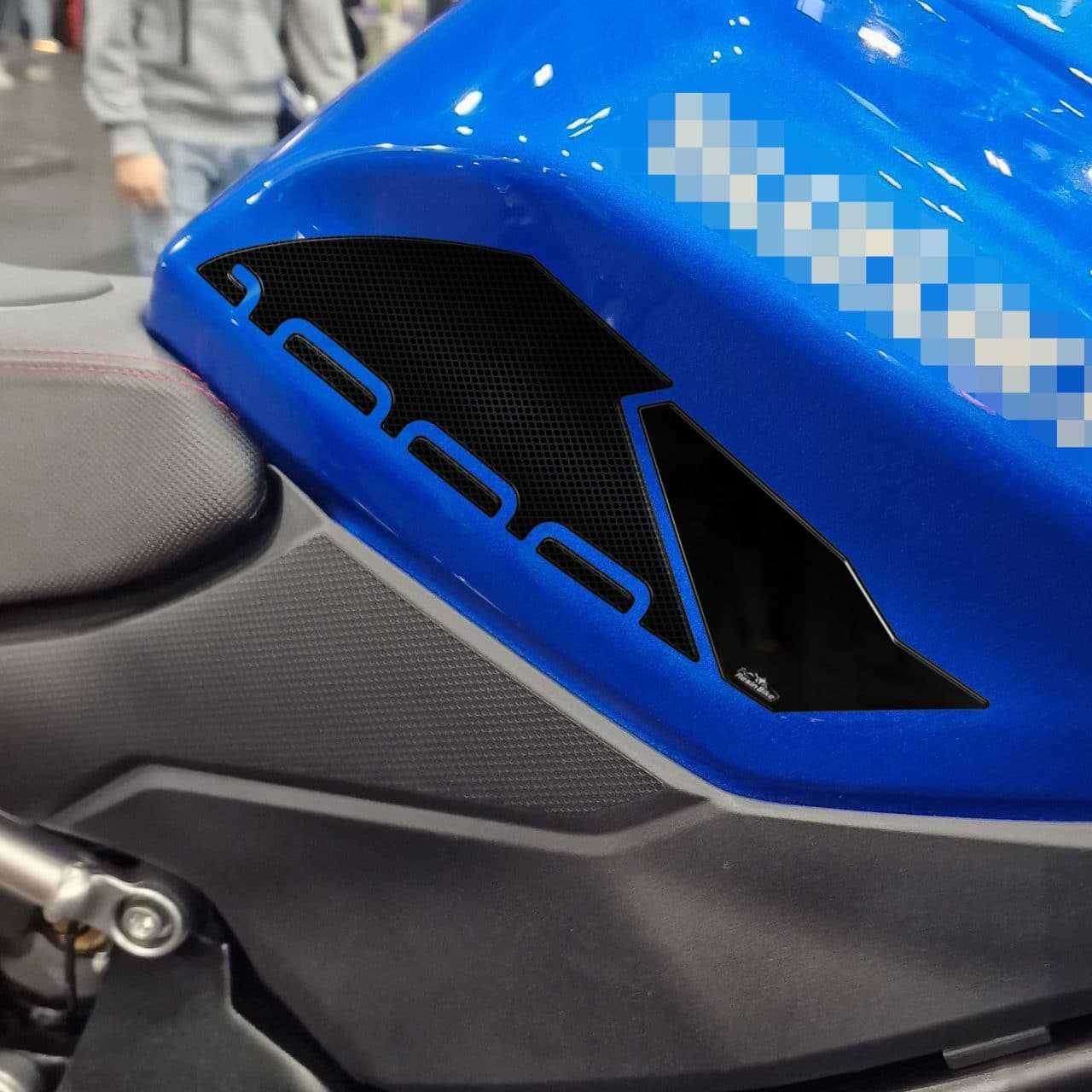 Autocollant compatibles avec Suzuki GSX-S1000GX 2024 Latérales de Réservoir