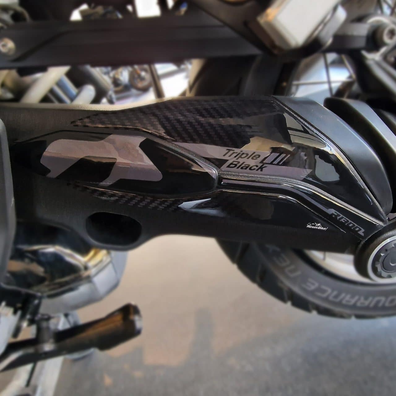 Kit Integrale Adesivi 3D compatibili con BMW R 1300 GS Triple Black 2023-2024 - immagine 3