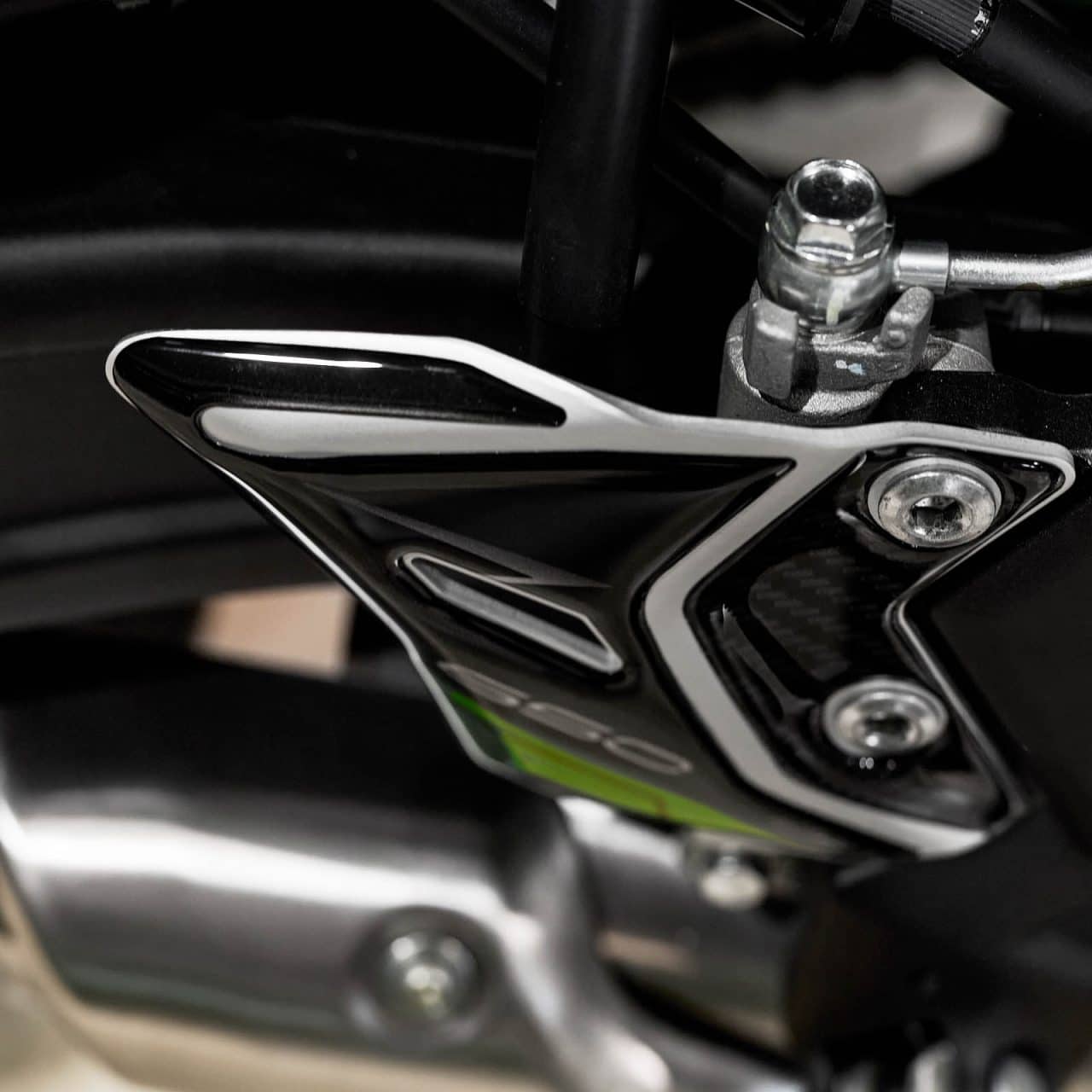 Adhesivos 3D de Moto compatibles con Kawasaki Z650 2024-2025 Protector de Talón - Imagen 5