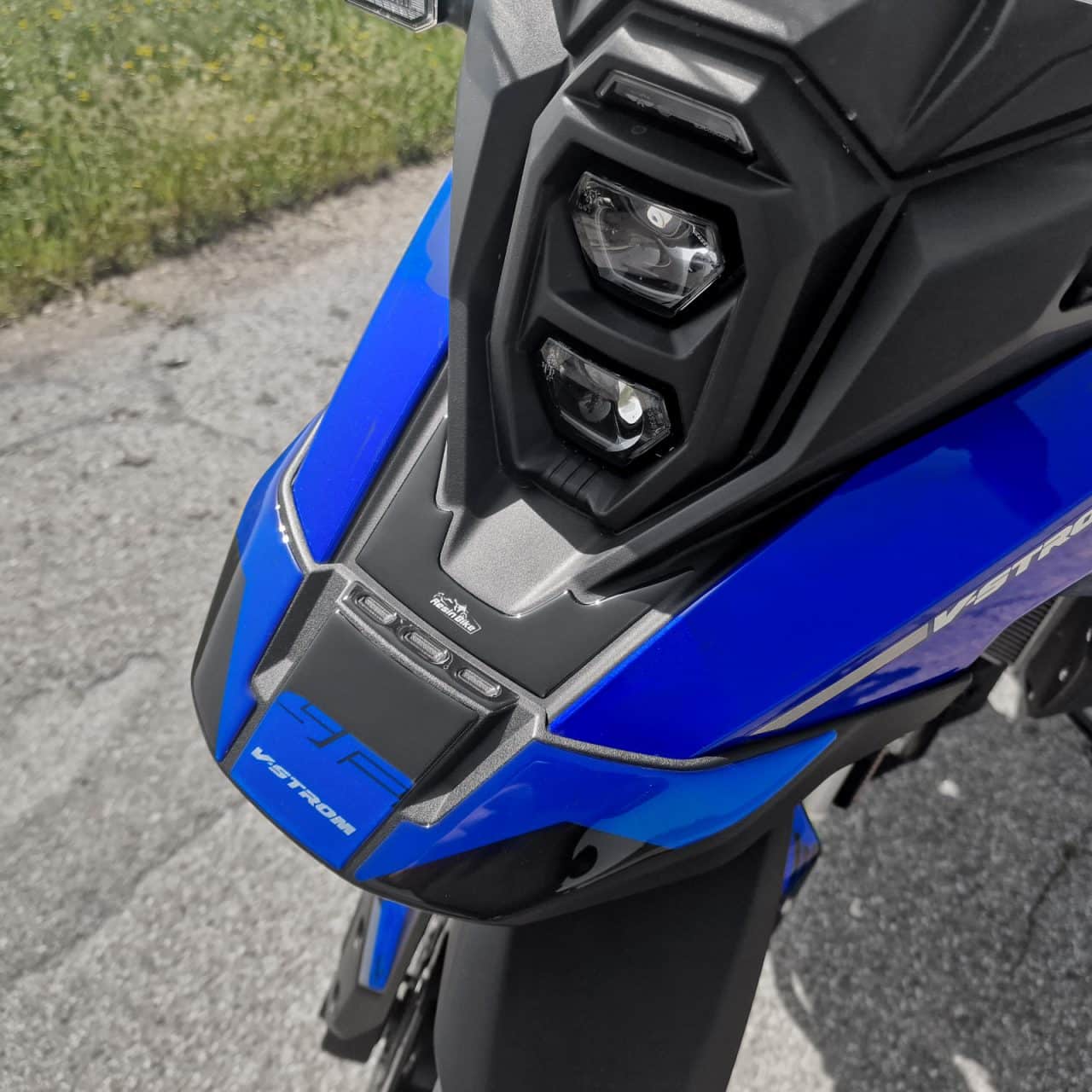 Stickers 3D compatible with Suzuki V-Strom 800 SE 2023-2024 Blue Front Tip - Image 4