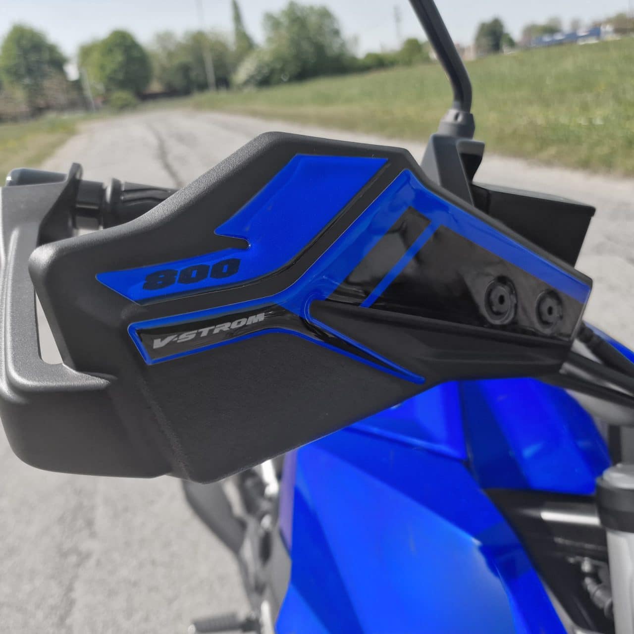 Adesivi 3D compatibili con Suzuki V-Strom 800 SE 2023-2024 Blu Paramani - immagine 4