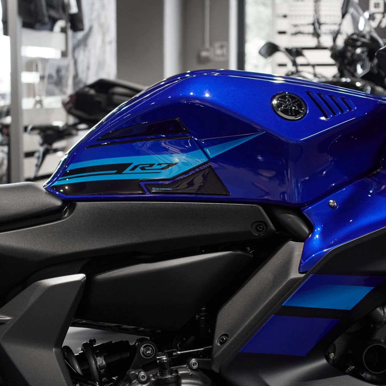 Adesivi 3D compatibili con Yamaha R7 2021-2024 Blue Protezioni Lati Serbatoio