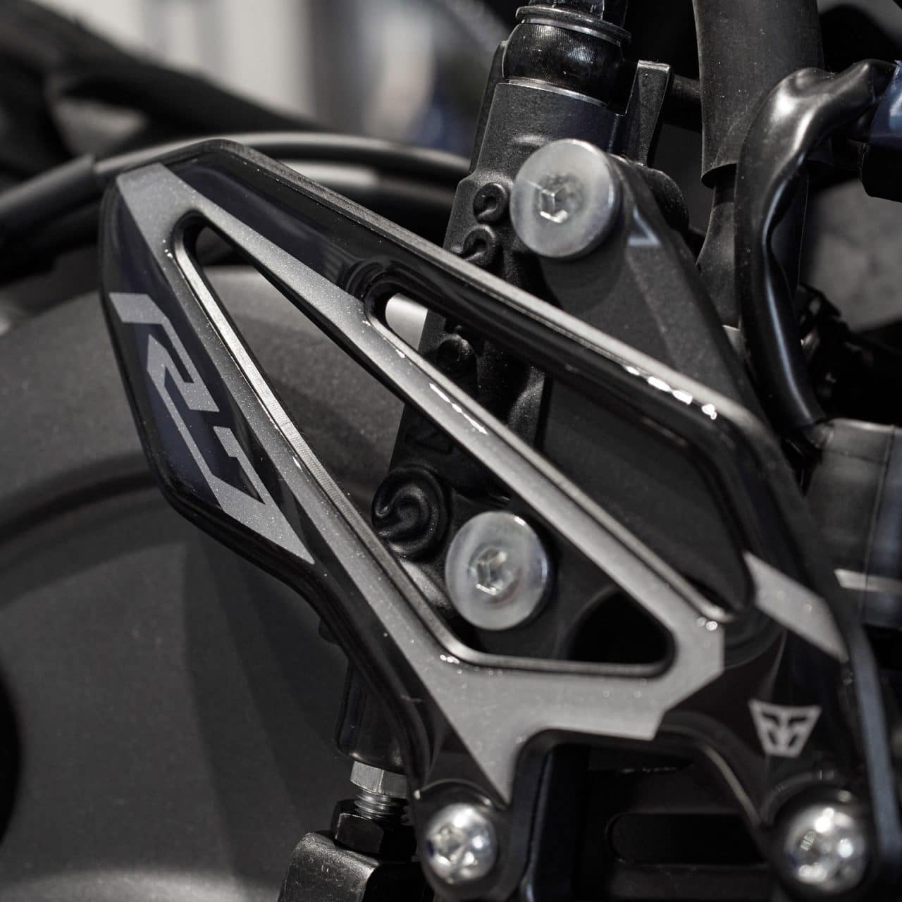 Adhesivos 3D de Moto compatibles con Yamaha R7 2021-2024 Black Protector Talon - Imagen 5