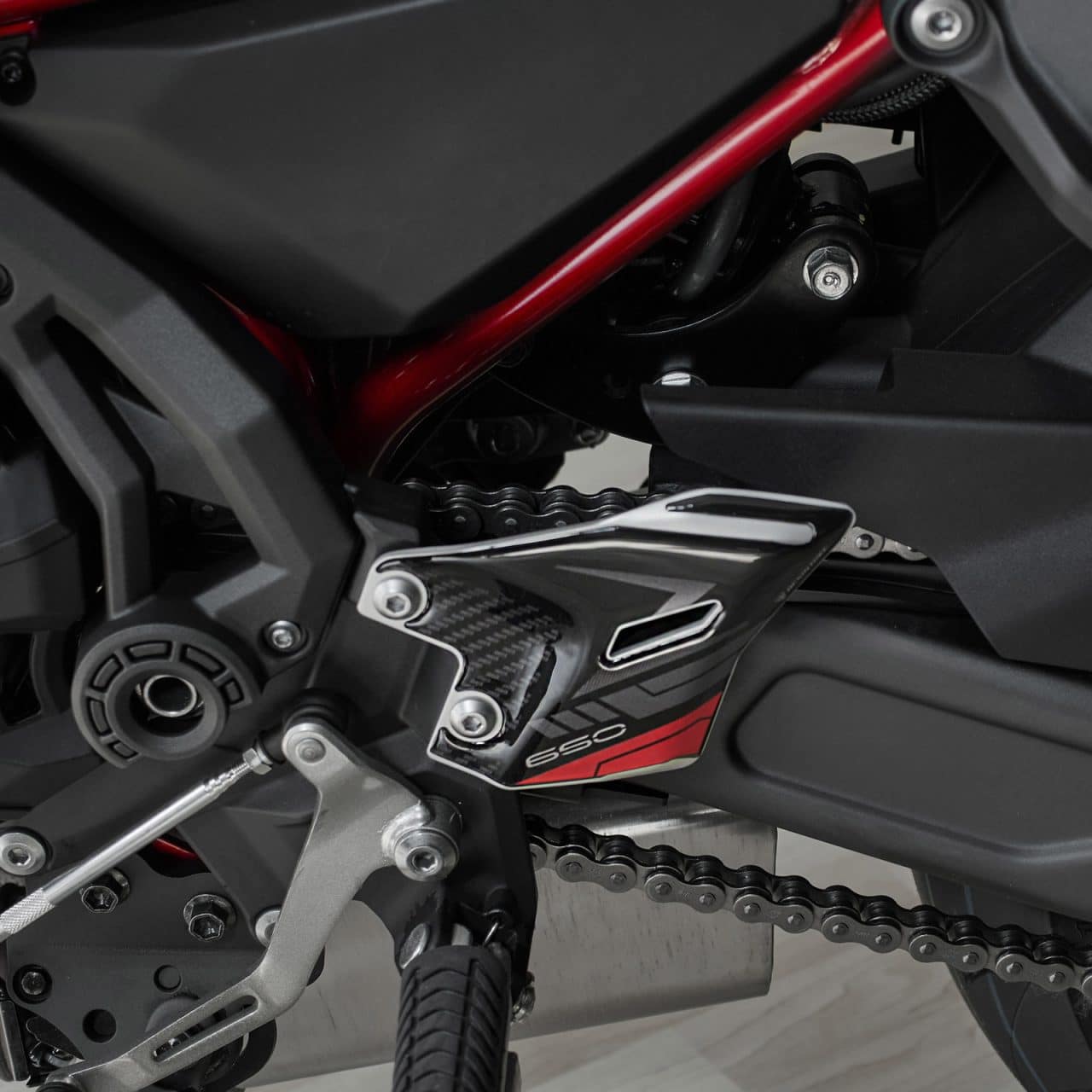 Adhesivos 3D de Moto compatibles con Kawasaki Z650 2024 Red Protector de Talón - Imagen 4