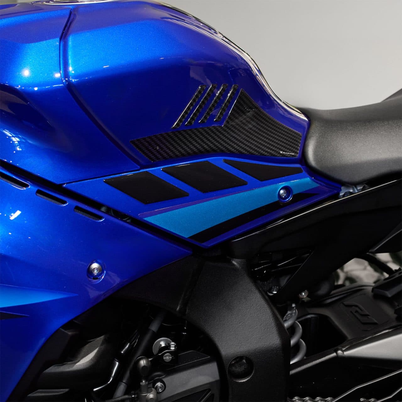 Autocollant Moto compatibles avec Yamaha R1 2020-2024 Latérales de Réservoir