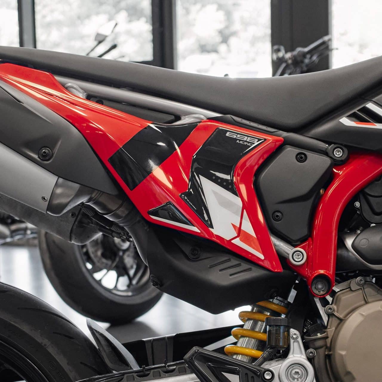 Autocollant Moto compatibles avec Ducati Hypermotard 698 Mono 2024 Côtés