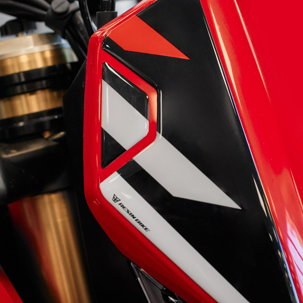 Adesivi 3D compatibili con Ducati Hypermotard 698 - RVE Mono 2024 Cupolino - immagine 5