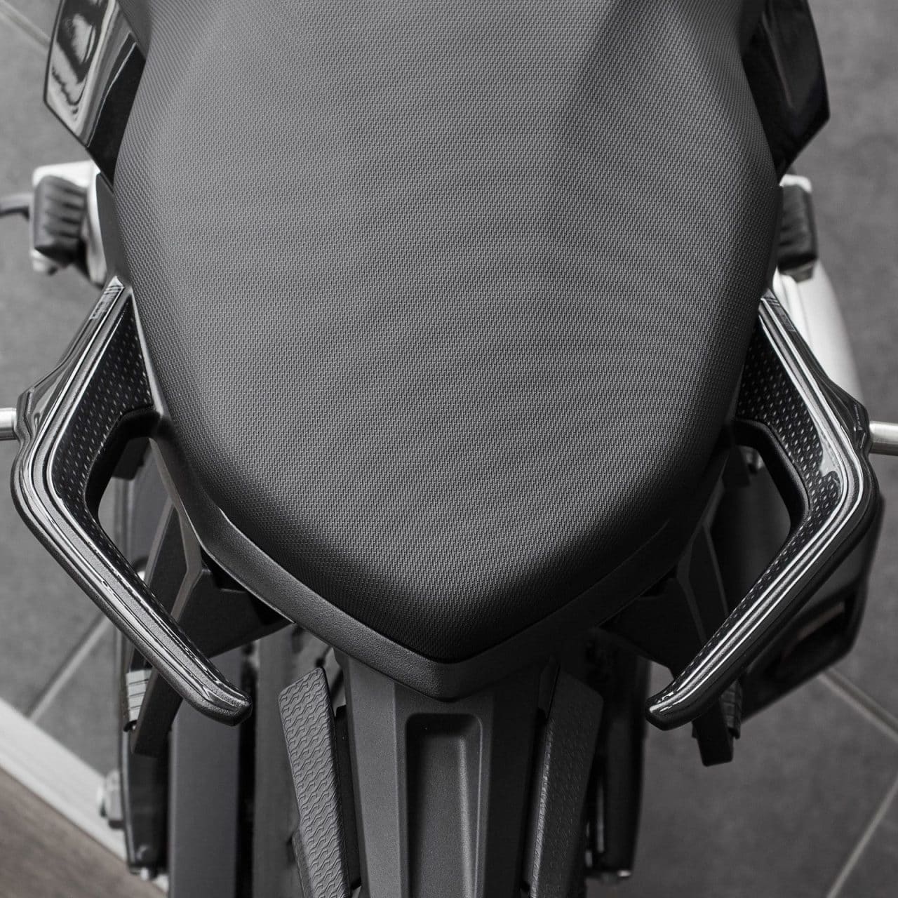 Autocollant 3D compatibles avec Bmw F 900 XR 2022-2024 Triple Black Poignées