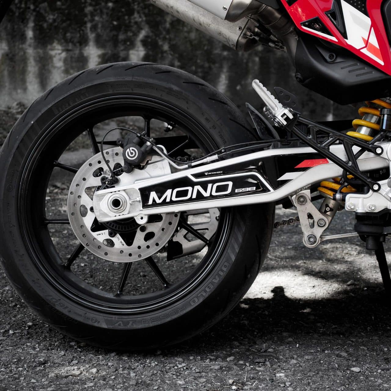 Stickers 3D compatible with Ducati Hypermotard 698 - RVE Mono 2024 Fork