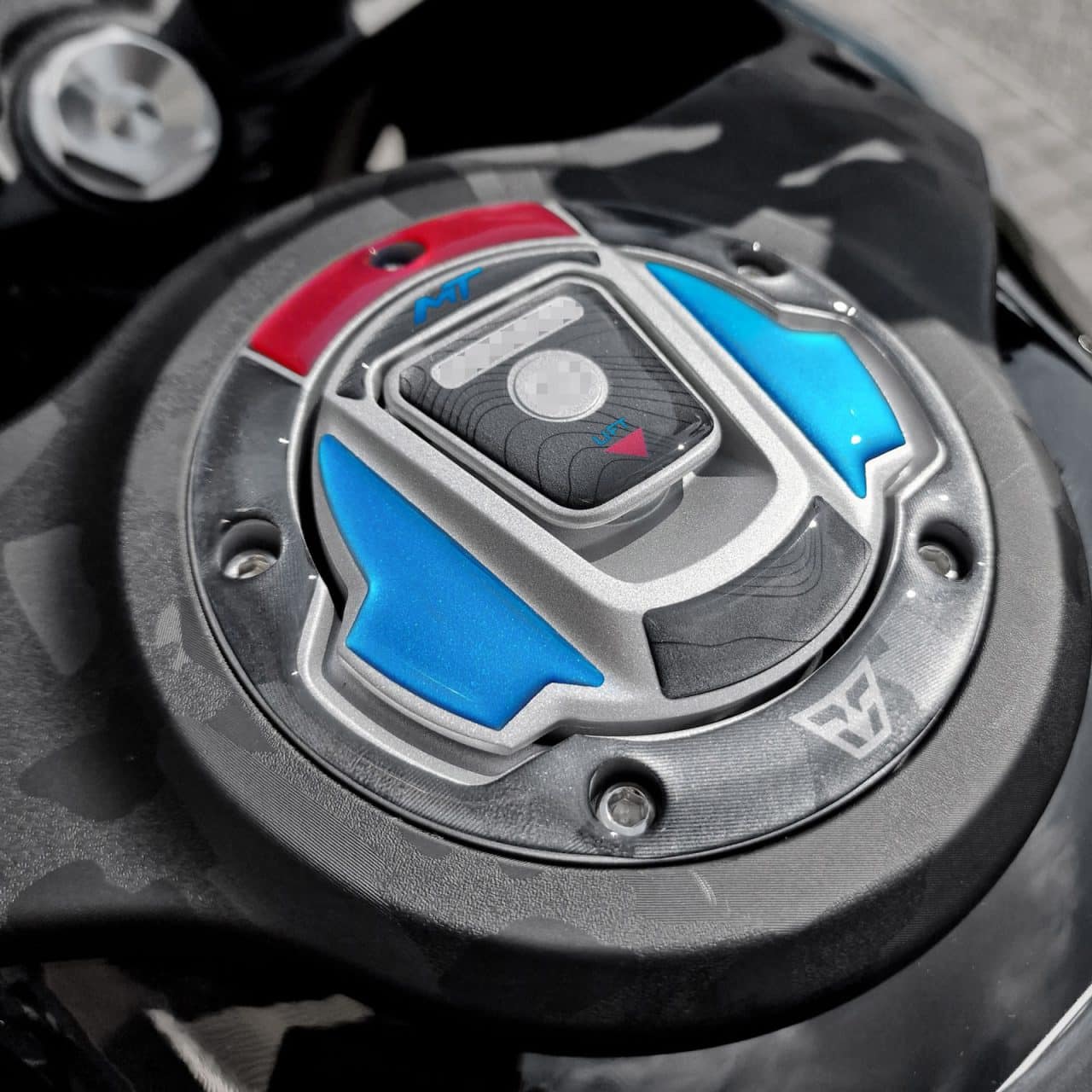 Pegatinas 3D compatibles con CF MOTO 450 MT 2024 Zephyr Blue  Tapon Deposito - Imagen 4