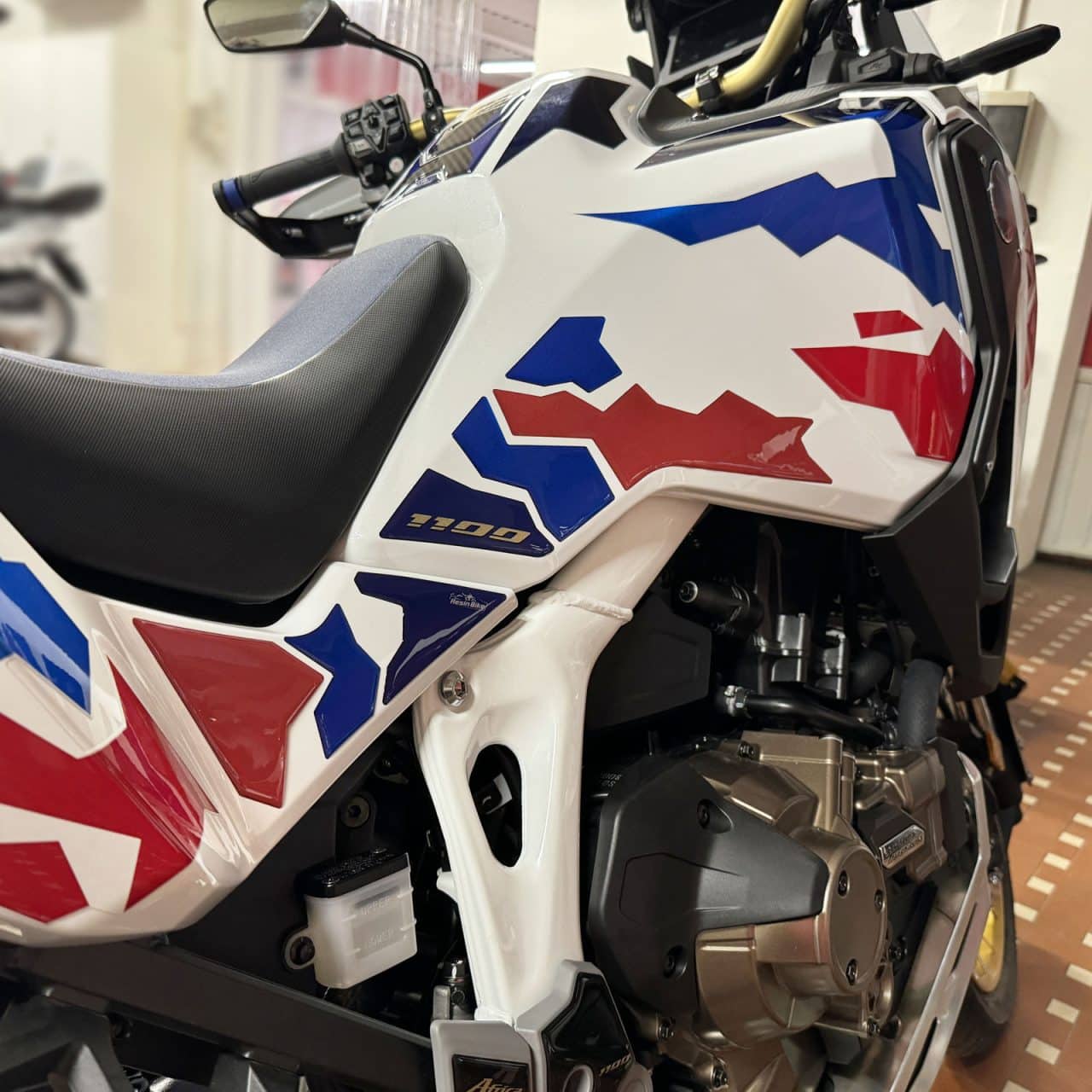 Adhesivos de Moto compatibles con Honda Africa Twin 1100 Adventure 2024 Deposito - Imagen 6