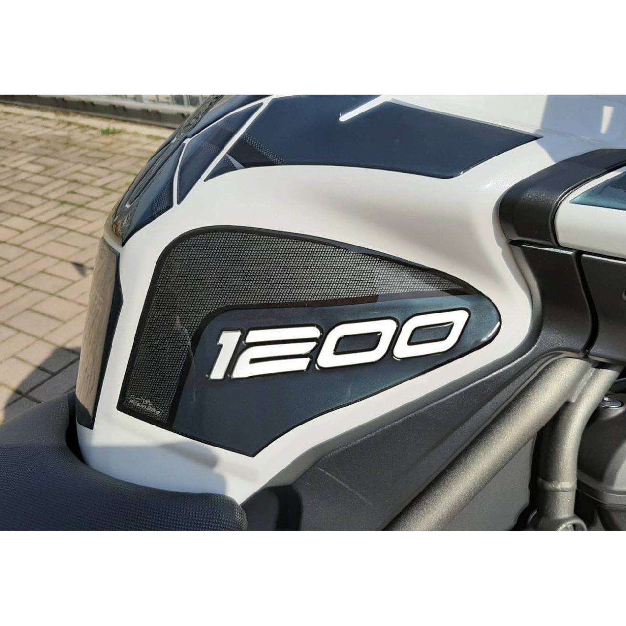 Adesivi 3D compatibili con Triumph Tiger 1200 2018-2020 Marine Laterali - immagine 3