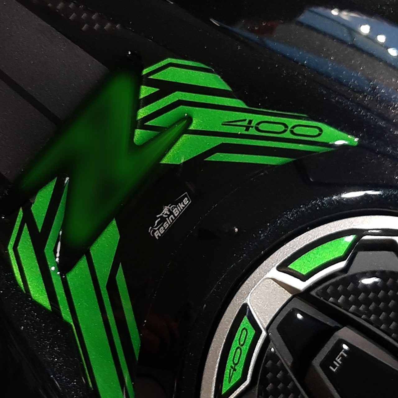 Motorcycle Stickers 3D compatible with Kawasaki Z400 2019-2020 Key Area - Image 4