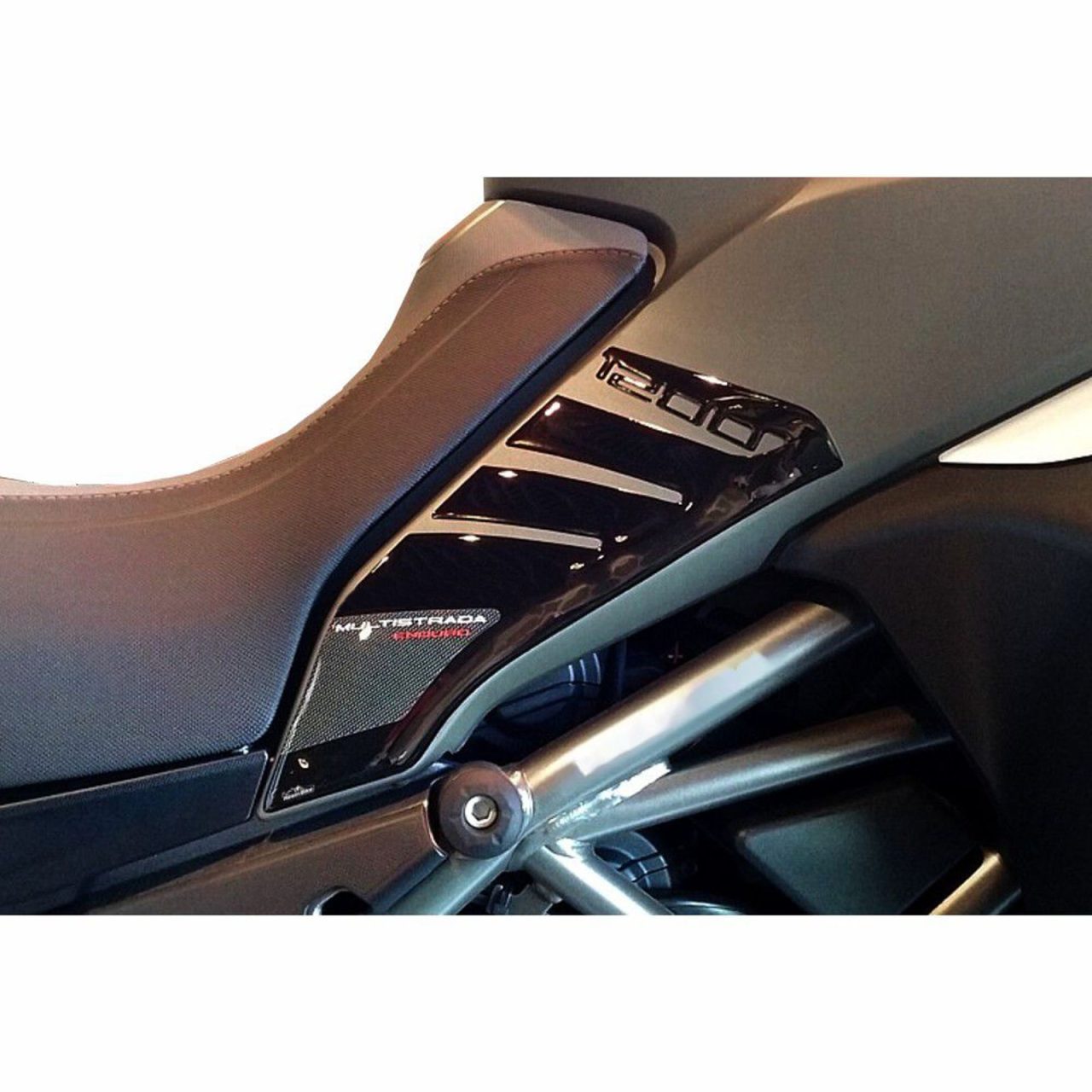 Stickers 3D compatible with Ducati Multistrada 1200 Enduro 2016-2018 Tank Side - Image 2