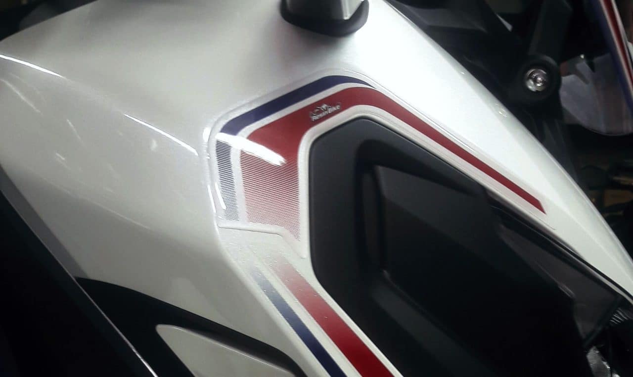 Stickers 3D compatible with Honda X-ADV 750 2017-2020 Corner Guards White - Image 2