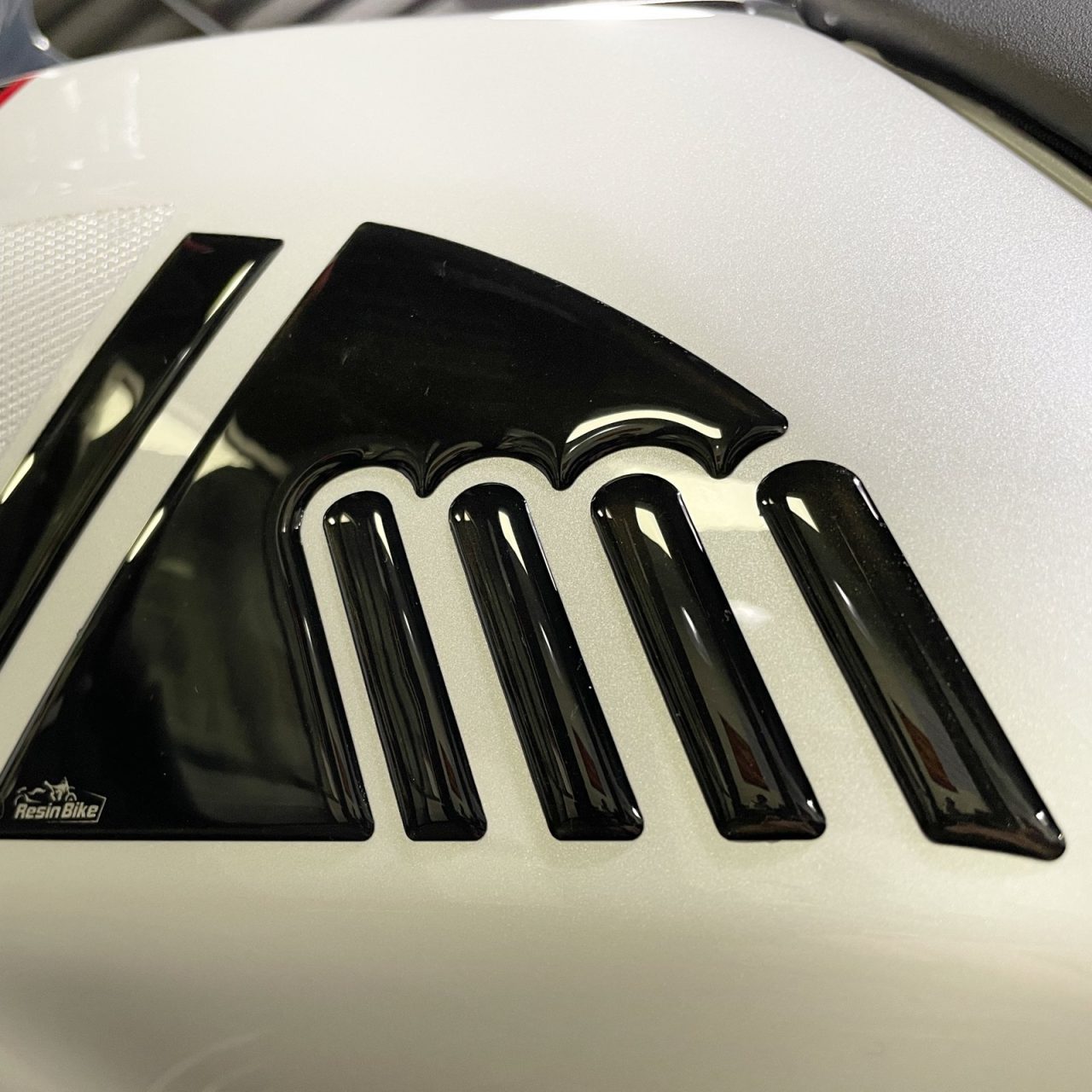 Aufkleber für Motorrad Kompatibel mit Moto Guzzi V85 TT 2021-2022 Tank Side – Bild 4