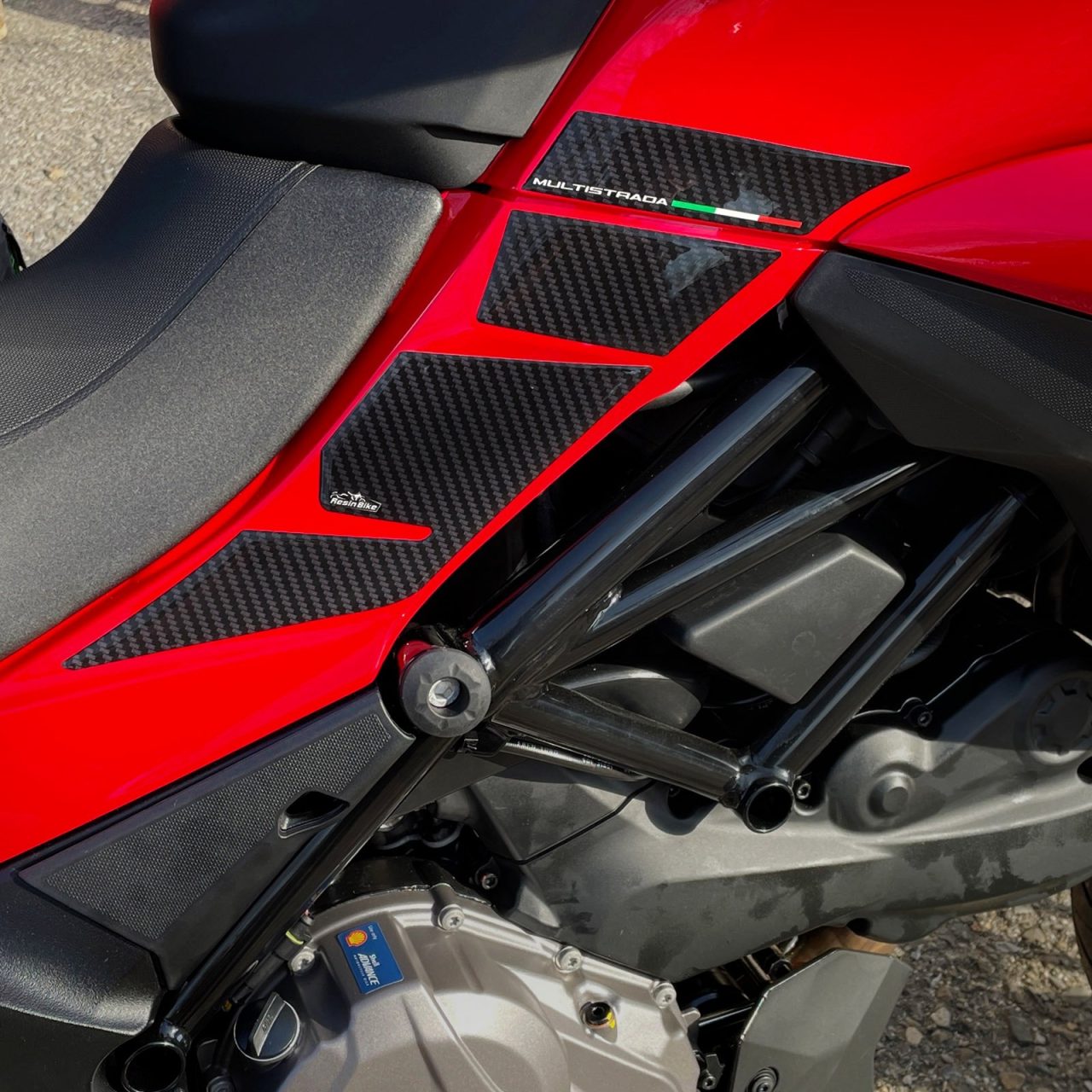 Autocollant compatibles avec Ducati Multistrada 950 V2-V2s 2022-2024 Côtés du réservoir