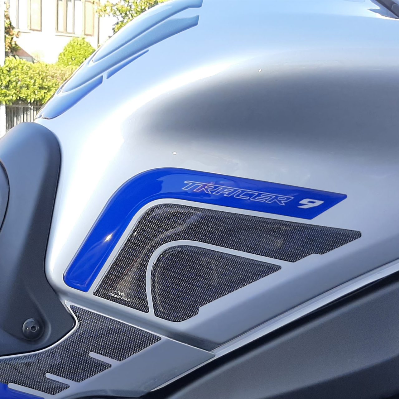 Autocollant 3D compatibles avec Yamaha Tracer 9 2021 Latérales Réservoir Bleu