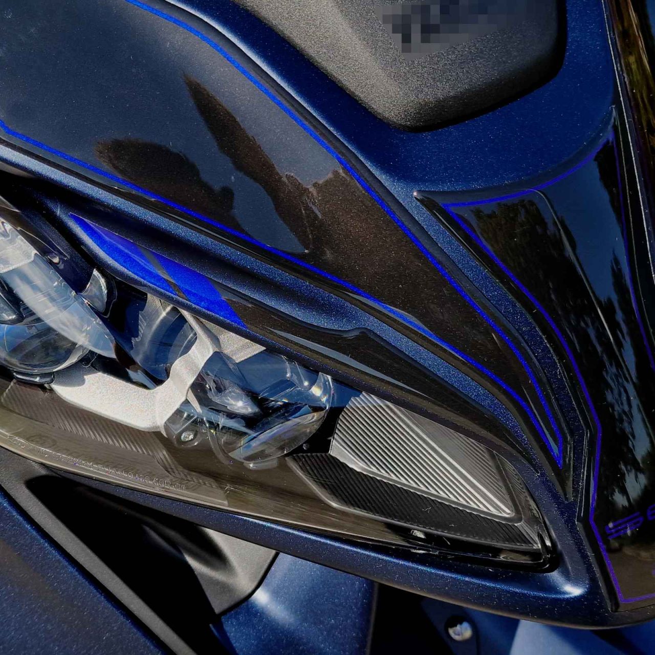 Adhesivos 3D compatibles con Yamaha T-MAX 560 2022 Protección Frontal Azul - Imagen 4