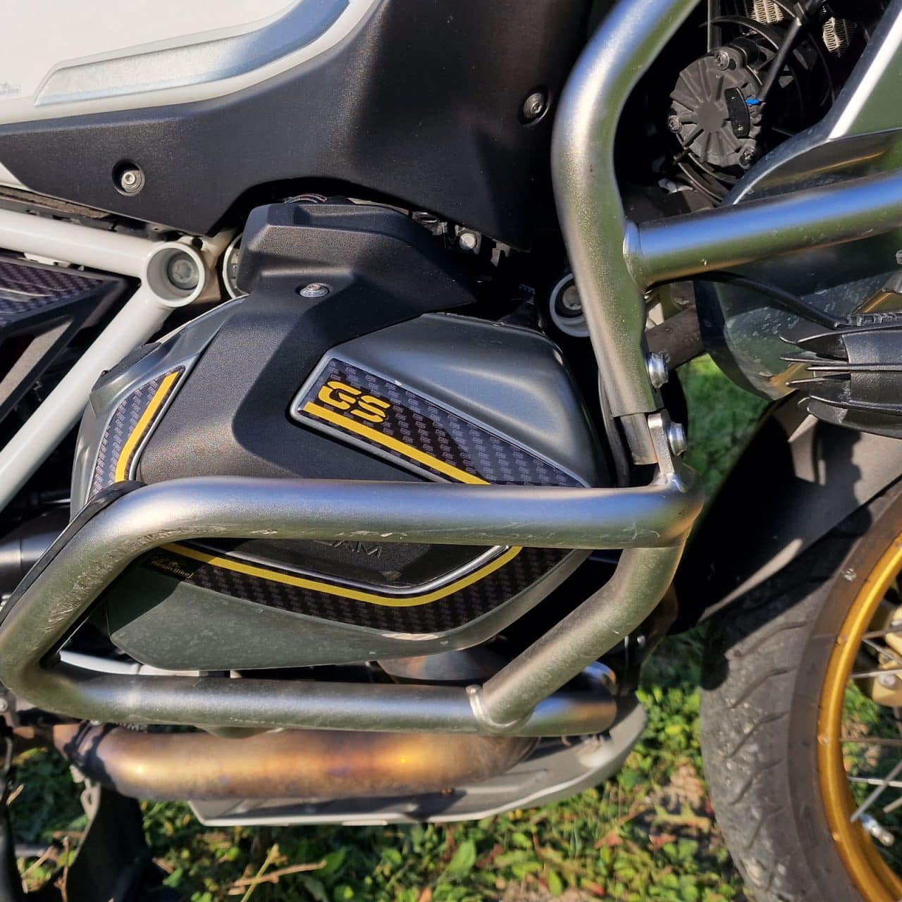 Adesivi 3D compatibili con BMW R 1250 GS - GS Adventure 2019 2022 Motore - immagine 5