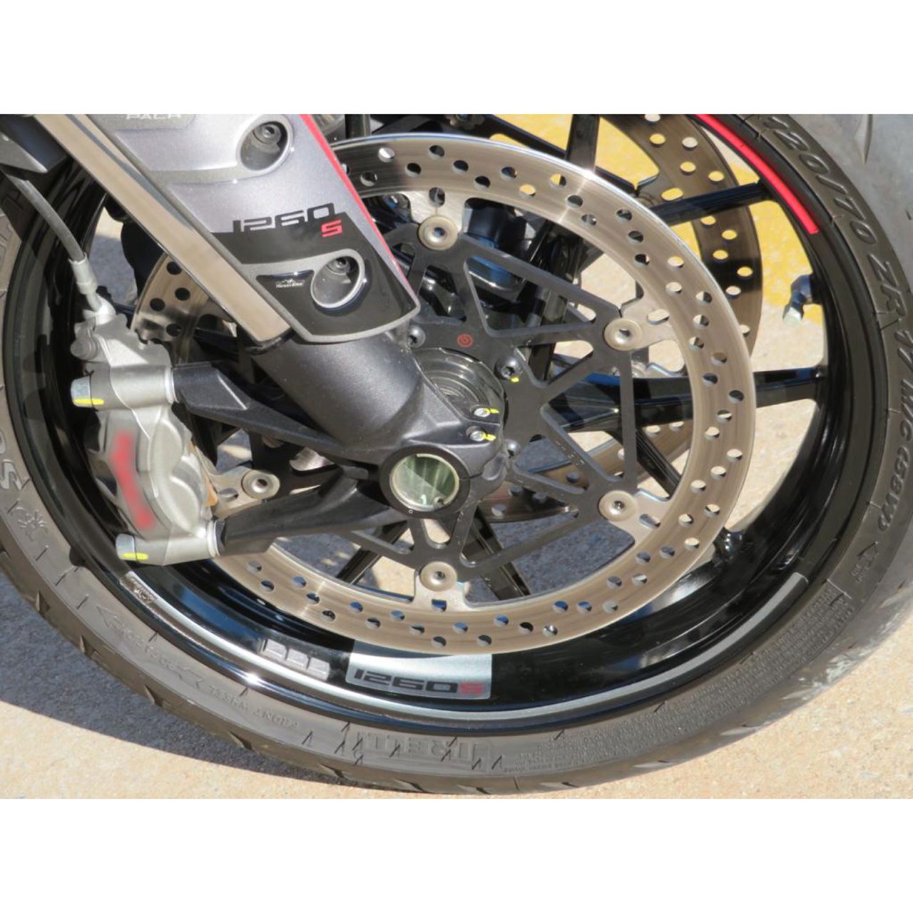 Stickers 3D compatible with Ducati Multistrada 1260 S 2020 Wheels 17" et 19" - Image 4