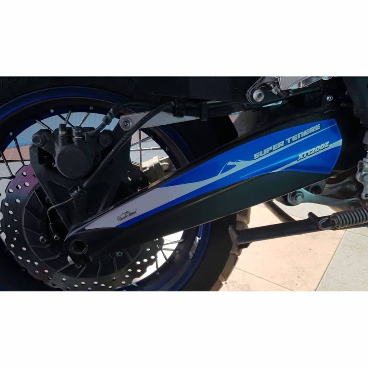 Adesivi 3D compatibili con Yamaha Super Tenere 2010-2020 Forcellone Viper Blu - immagine 2