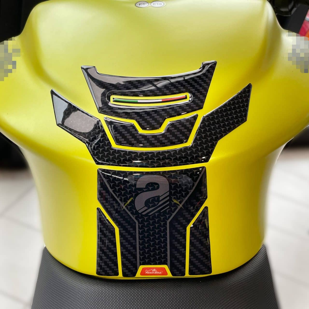 Motorcycle Stickers 3D compatible with Aprilia Tuono-RS 660 2020-2023 Tank