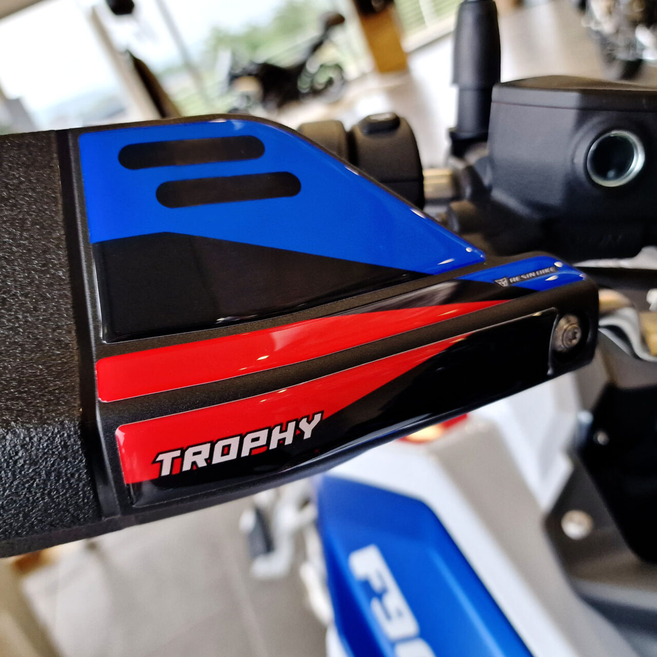 Autocollant Moto 3D compatibles avec BMW F 900 GS Trophy 2024 Protège-Mains