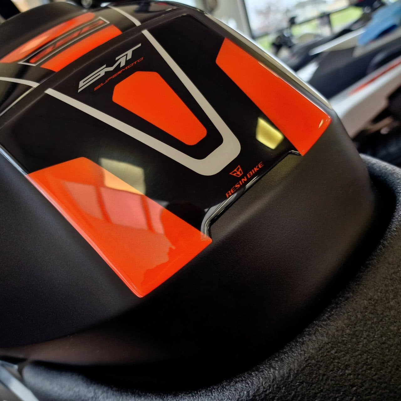 Autocollant Moto 3D compatibles avec KTM 890 SMT 2023-2025 Réservoir – Image 4