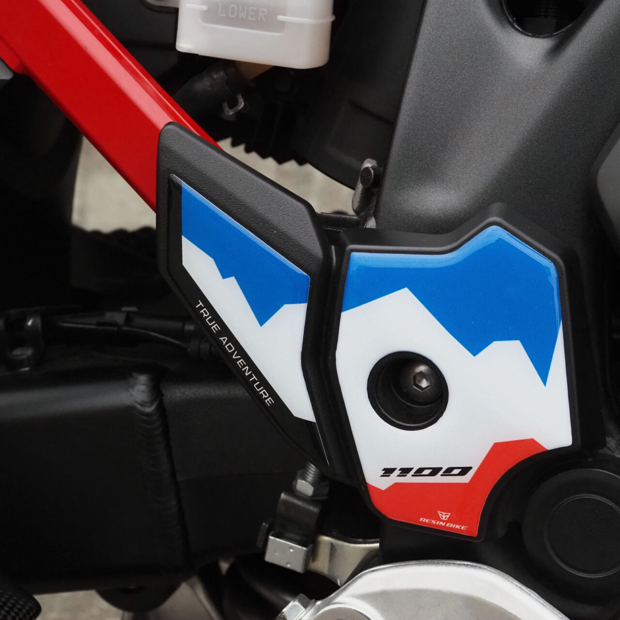 Stickers 3D compatible with Honda Africa Twin 1100 2024-2025 Heel Pad - Image 4