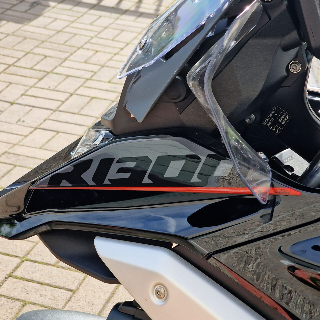 Adesivi 3D compatibili con Bmw R 1300 GS 2023-2025 Puntale Laterale Metal