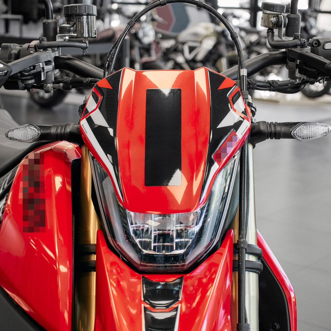 Adesivi 3D compatibili con Ducati Hypermotard 698 - RVE Mono 2024 Cupolino