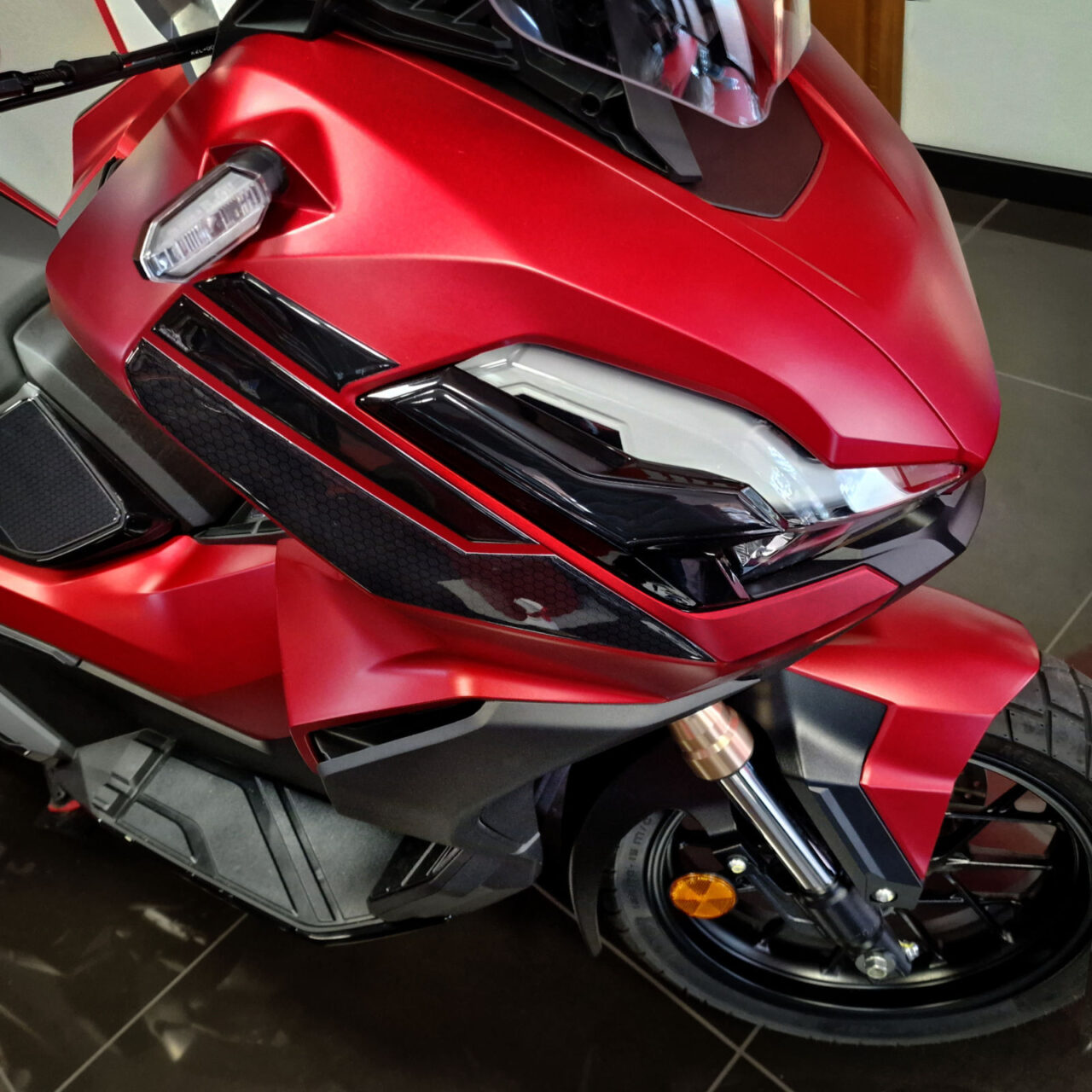 Aufkleber 3D Motorrad Kompatibel mit Honda ADV 350 2022-2025 Ecken-Schutzfolien – Bild 5