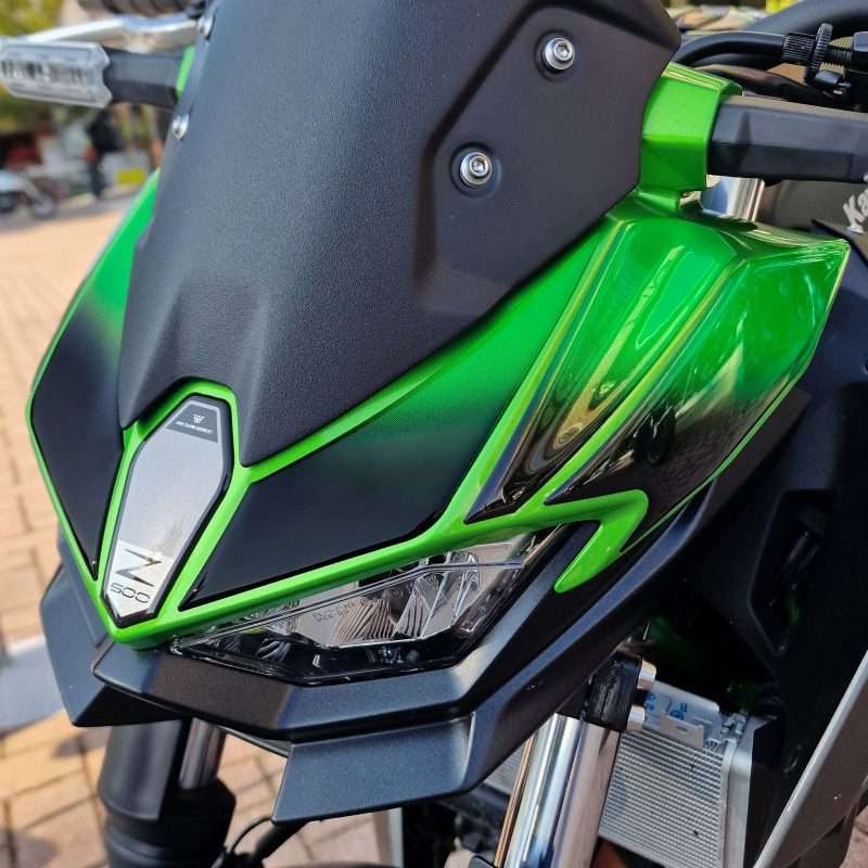 Aufkleber 3D Motorrad Kompatibel Kawasaki Z500 - SE 2024-2026 Scheinwerferschutz