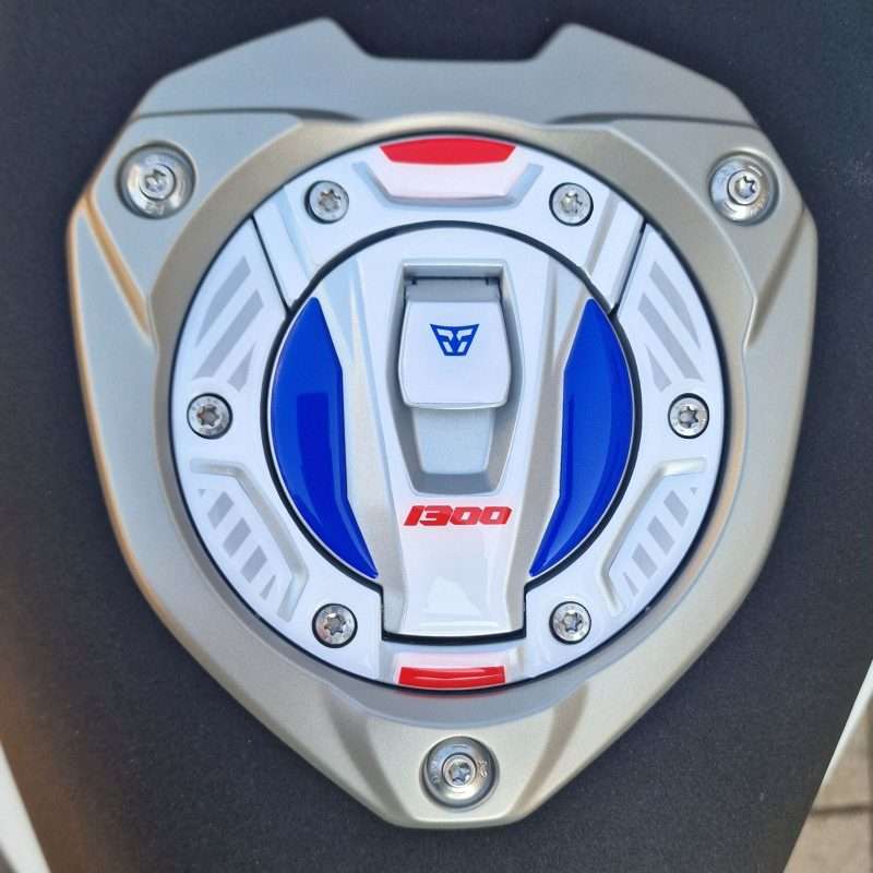 Adesivi 3D compatibili con BMW R 1300 RS/R 2025-2026 Protezioni Tappo Serbatoio