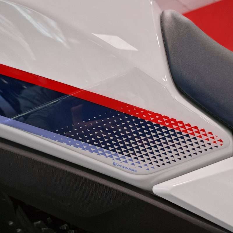 Adesivi 3D compatibili Honda Transalp XL 750 2026 Ross White Laterali Serbatoio
