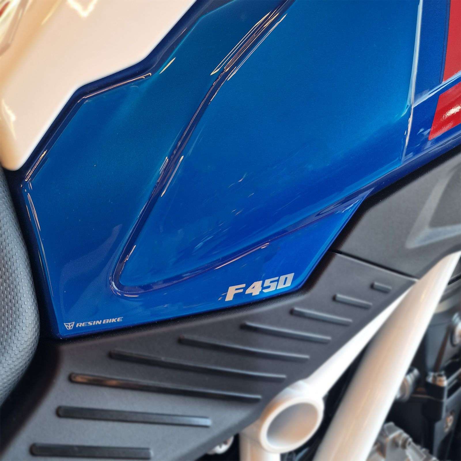Adesivi 3D compatibili con BMW F 450 GS 2026 Trophy Protezioni Lati Serbatoio - immagine 4