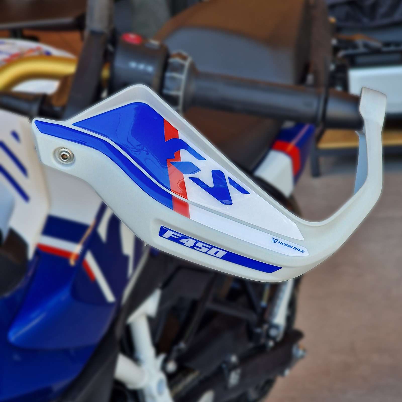 Adesivi 3D compatibili con BMW F 450 GS 2026 Trophy Protezione Paramani - immagine 4